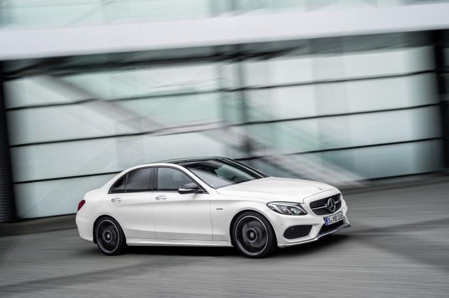  Mercedes-Benz C450 AMG Sport 2015 года  (фото 8 из 31)